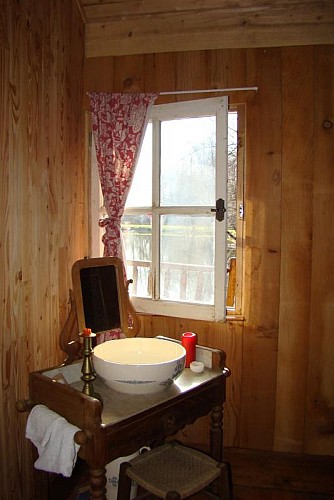 La cabane au bord de l'eau