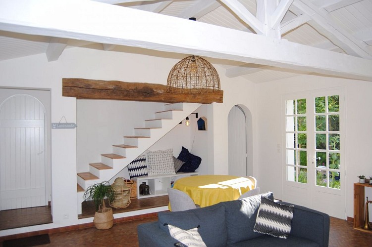 A 200m de la plage de la Clère, à l'orée du Bois de La Chaise sur l'ile de Noirmoutier