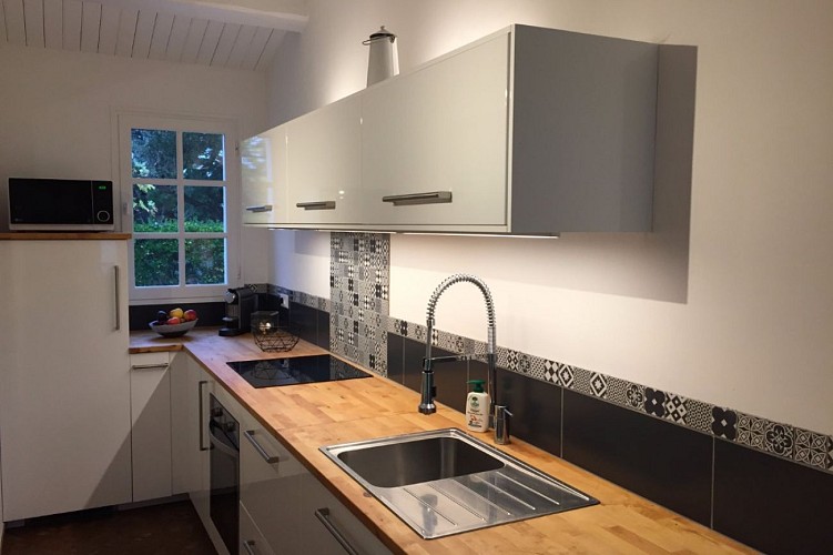 A 200m de la plage de la Clère, à l'orée du Bois de La Chaise sur l'ile de Noirmoutier