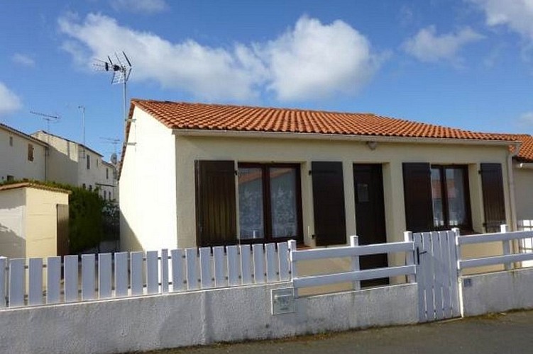 Maison proche de la forêt à la Barre de Monts