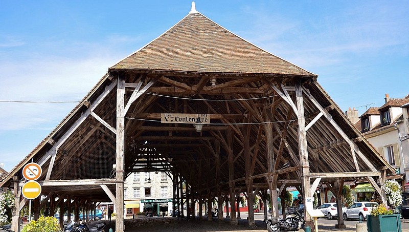 Halle de Milly-la-Forêt