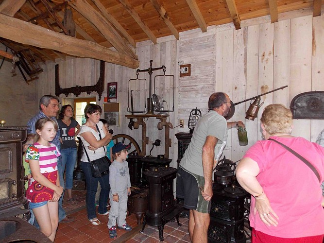 MUSEE DES VIEUX FOURNEAUX ET DES OUTILS ANCIENS_3