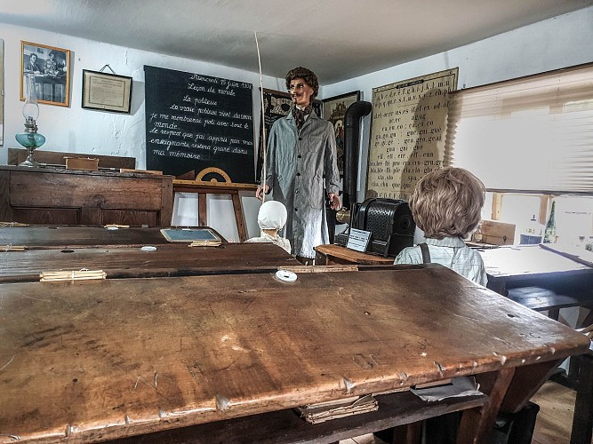 Musée de la Montagne - L'école