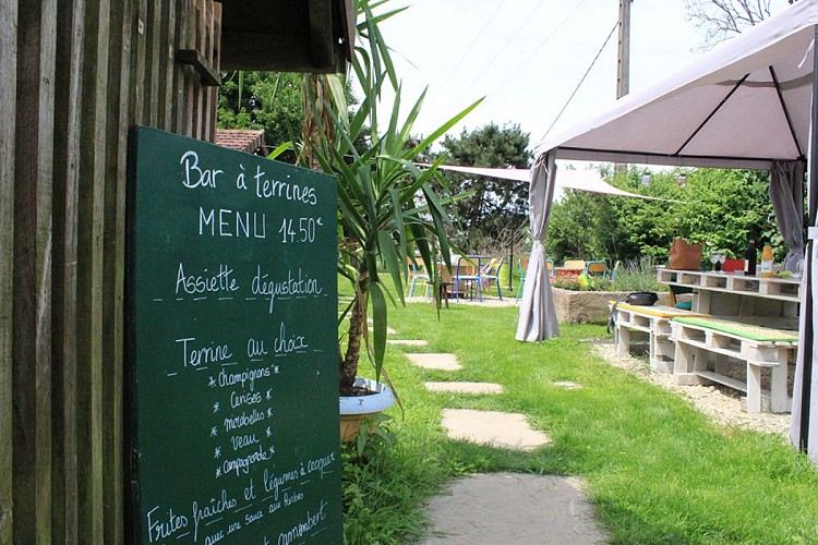 BAR A TERRINES A SAINT-BRESSON_1