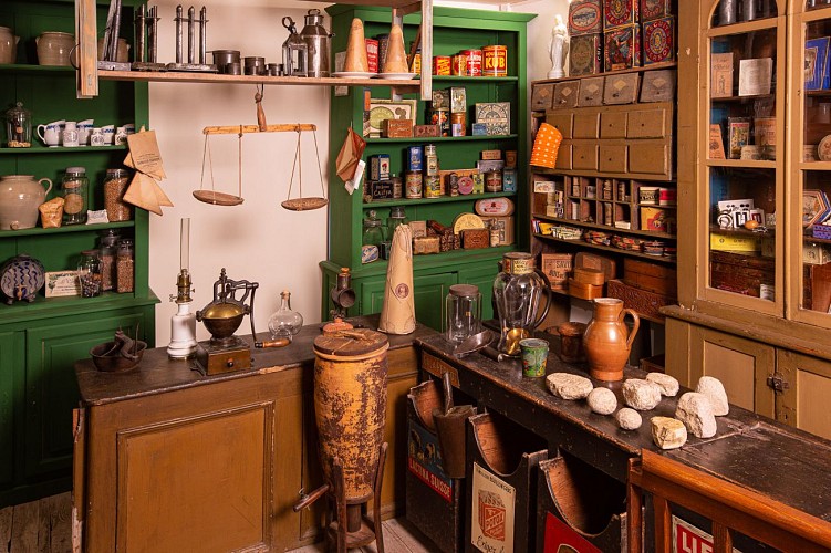 Musée départemental des Arts & Traditions Populaires - L'épicerie