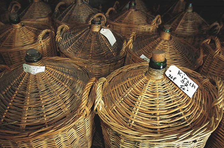 Fûts de kirsch, Fougerolles 