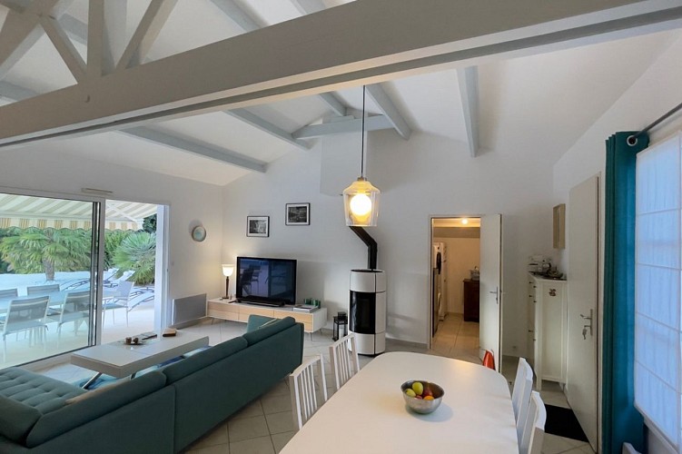 Comme chez vous, proche de l'océan et forêt. Piscine privée chauffée