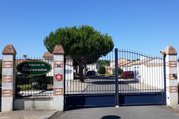 Comme chez vous, proche de l'océan et forêt. Piscine privée chauffée