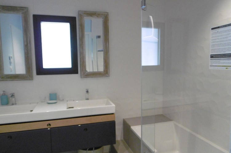 Grande maison au coeur du Bois de la Chaize à 500m de la plage - Noirmoutier