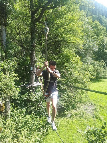 Wald-Abenteuerparcours im Tal von La Plagne