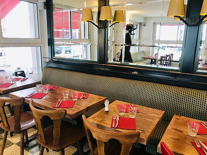 Bistro-du-Haou-Biarritz-salle1