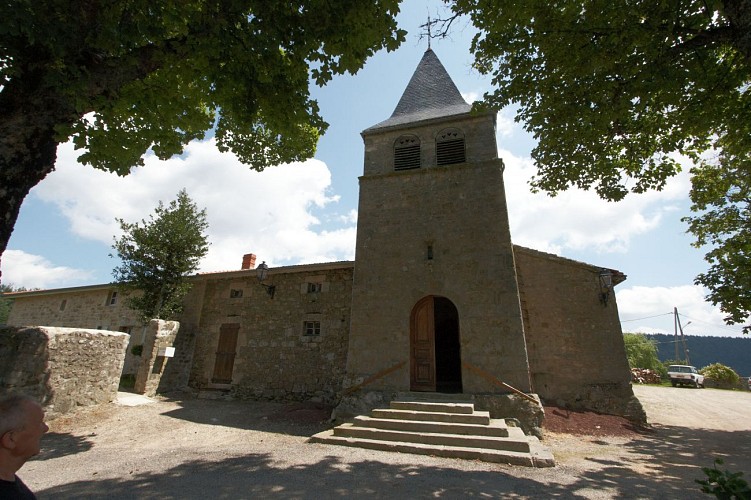 Eglise et son plafond remarquable