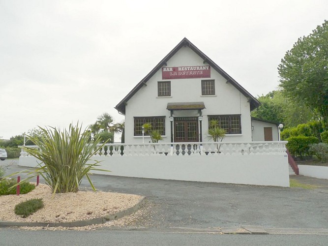 Restaurant La Détente - Serres-Castet - cph SMT NB (3) - Copie