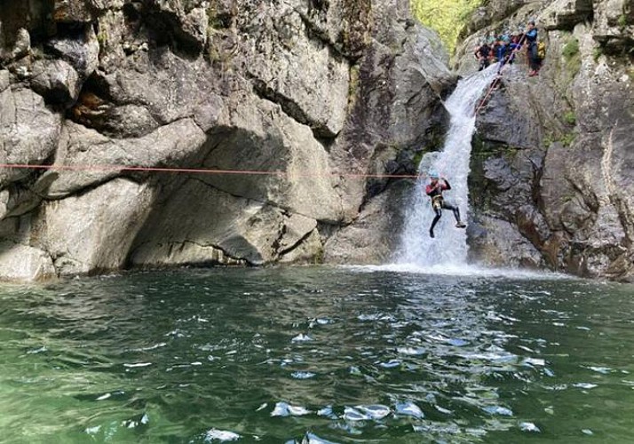 Canyon sportif de la Borne en Ardèche – 1 journée