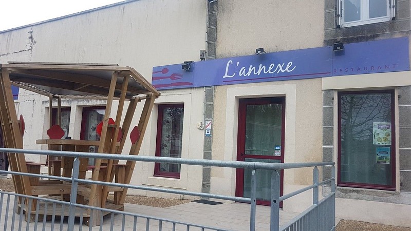 st-maurice-restaurant-lannexe-facade1