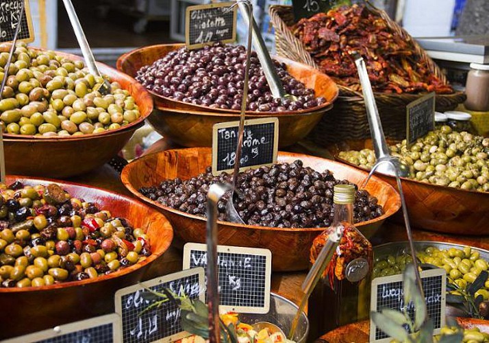 Découverte des villages du Luberon et de ses marchés et visite du musée de la Lavande