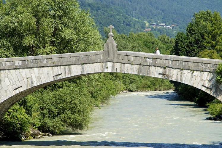 Le Vieux Pont de Saint-Martin (old bridge)