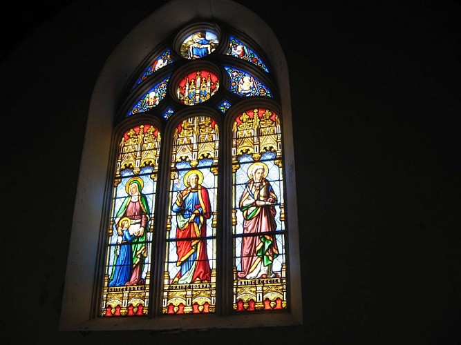 Vitrail principal restauré en 2008 - Eglise St Germain -Louvigny