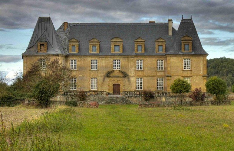 BETPLAN, À TRAVERS SON CHÂTEAU, SON HISTOIRE...