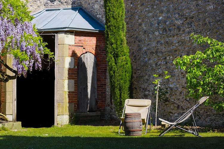 Transats dans le jardin