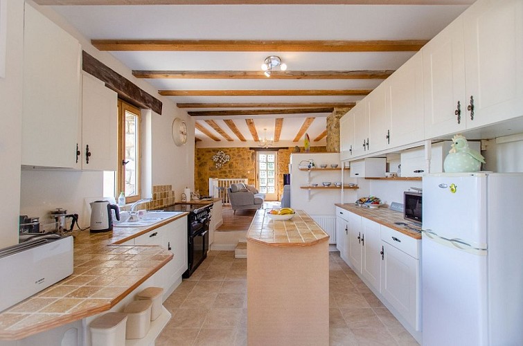 Cuisine équipée de La Perle Noire : Alliant fonctionnalité et confort moderne