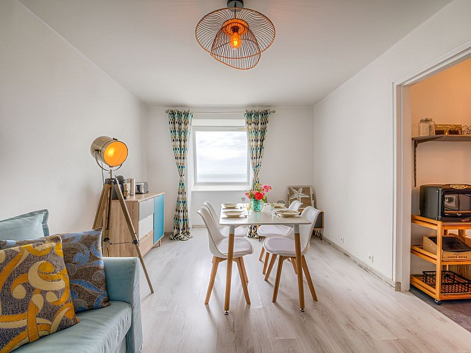 F2D993D000D51EDAB3FC5C0874000AD7