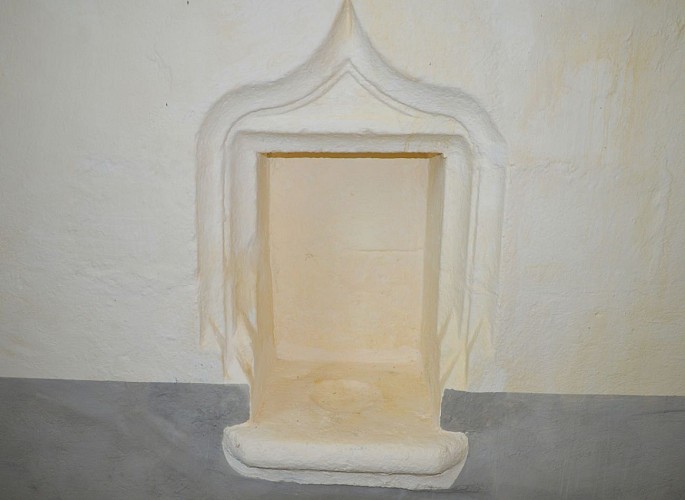 BATISCAN Photos - Lageyrat 7 piscine litturgique