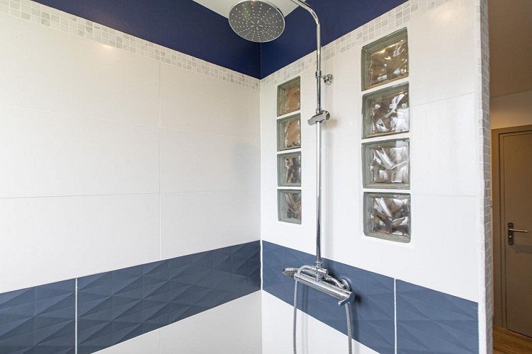 La commanderie de Saint-Jean (Montet)