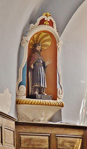 Charrecey statue baroque (XVIIIe) de Saint Louis niche à coquille