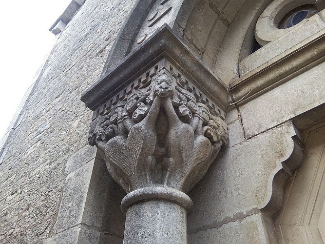 Remigny (71) église Saint-Antoine chapiteau néo-roman