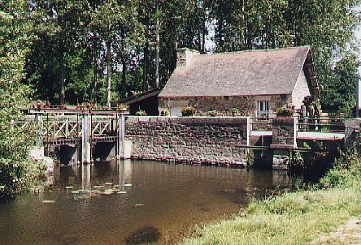 Le moulin du Pont Loyer (privé)