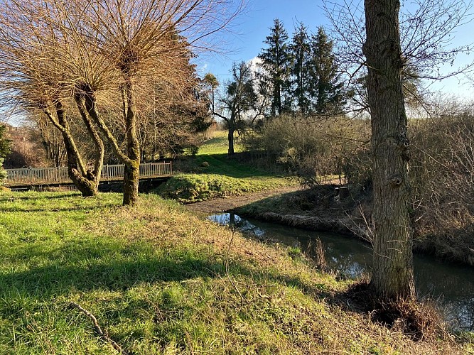 Aire de pique-nique - La clé des Champs