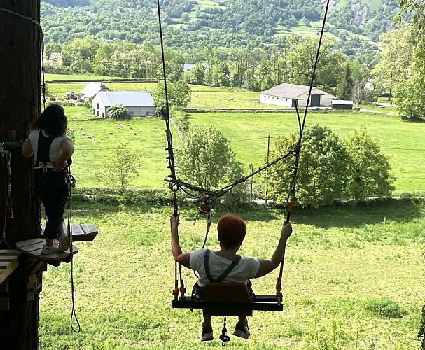 ACCOUS AVENTURE - Balancoire (©OTHB)