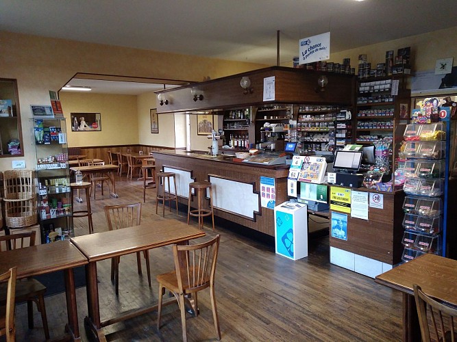 rorthais-hotel-restaurant-chez-seb-et-claire-bar