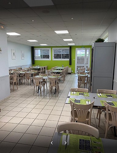 le-pin-restaurant-la-fontaine-fleurie