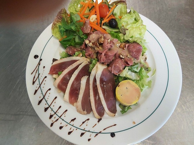 combrand-restaurant-le-marigny-assiette