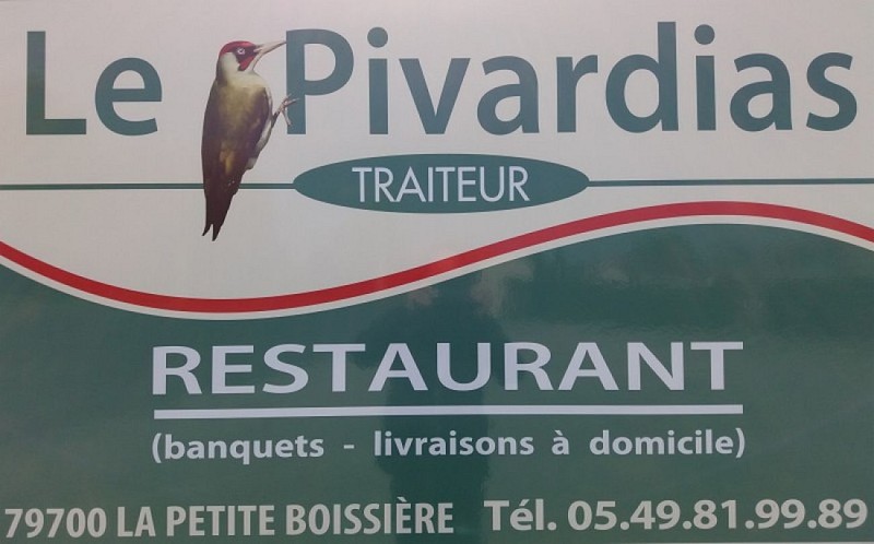la-petite-boissiere-restaurant-le-pivardias-pancarte