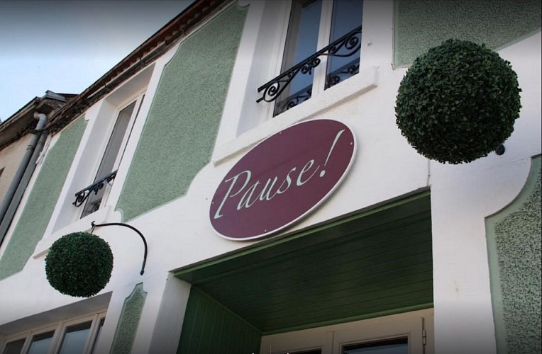 absie-restaurant-cafe-pause-facade