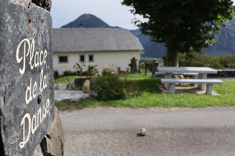aire de la place de la danse 3