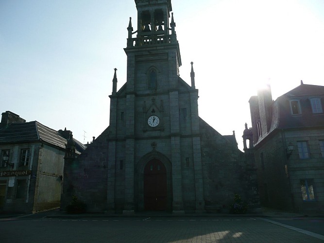 6 : L'église Saint Yves