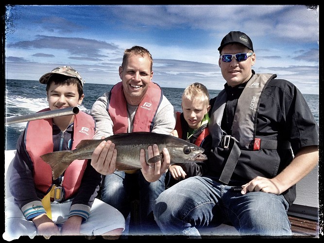 PÊCHE EN MER EN BATEAU OU DU BORD / PECHE A PIED avec un Guide de Pêche Diplômé d'Etat