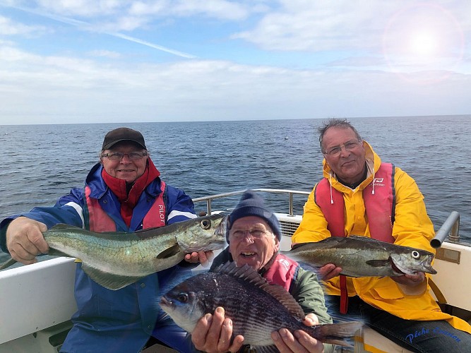 PÊCHE EN MER EN BATEAU OU DU BORD / PECHE A PIED avec un Guide de Pêche Diplômé d'Etat
