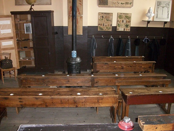 Maison d'Ecole (6) mb