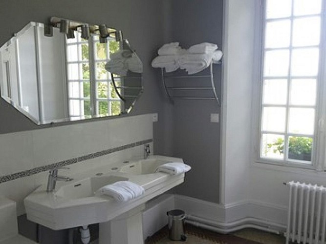 TROSLY-LOIRE - Meublé - Le Domaine d'Orgival - La chambre Nuptiale02