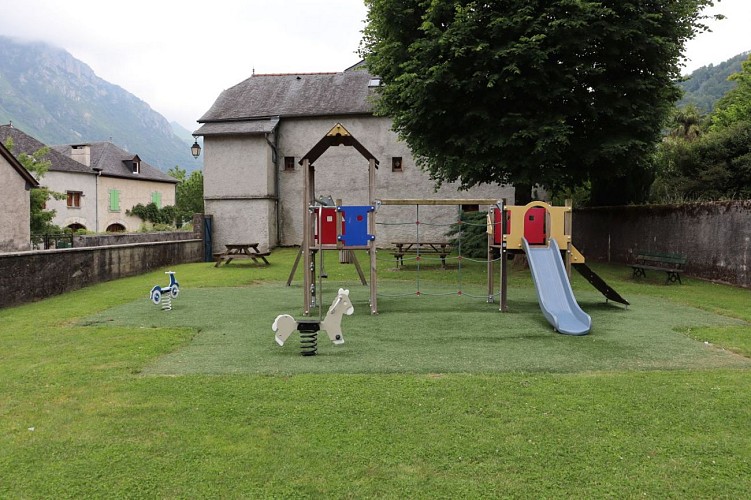 aire de pique nique bielle 2