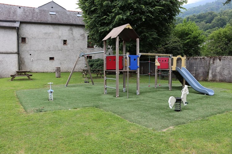 aire de pique nique bielle 3