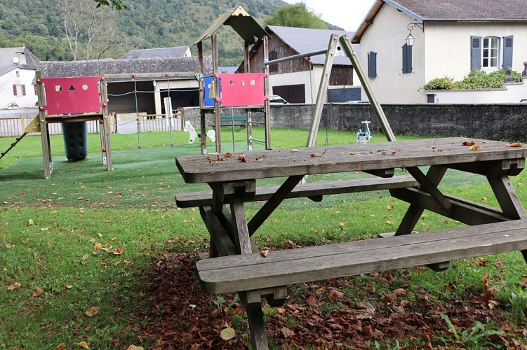 aire de pique nique bielle 4