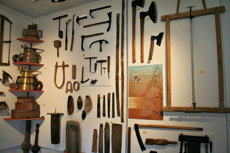 Espace muséographique de la Maison du Barétous - Collection d'outils