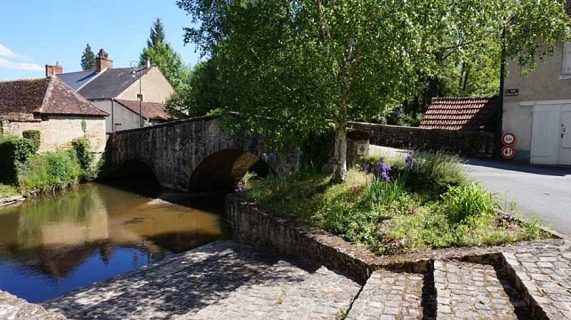 Pont aux laies La Châtre
