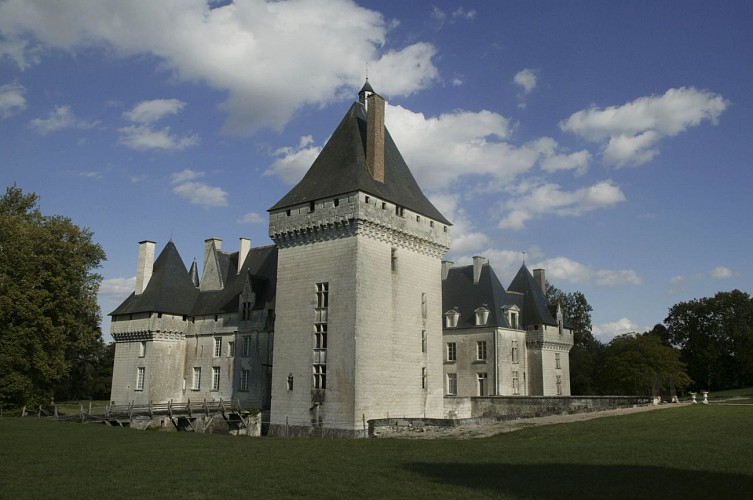 Château de l'Isle Savary à Clion